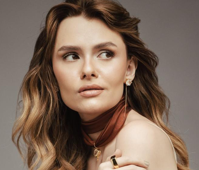 Paola Stornebrink: “Hoje valorizo mais minhas ideias do que a minha aparência”